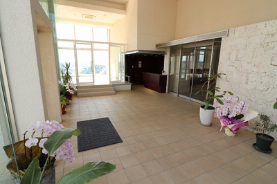 【エントランス】 | ミオビエント首里花御内