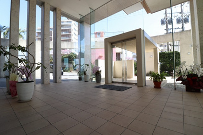 【エントランス】 | ミオビエント首里花御内