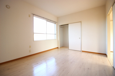 【洋室】 | コーポラス東郷A