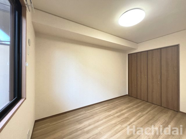 ファミール二池の洋室|南洋室6帖