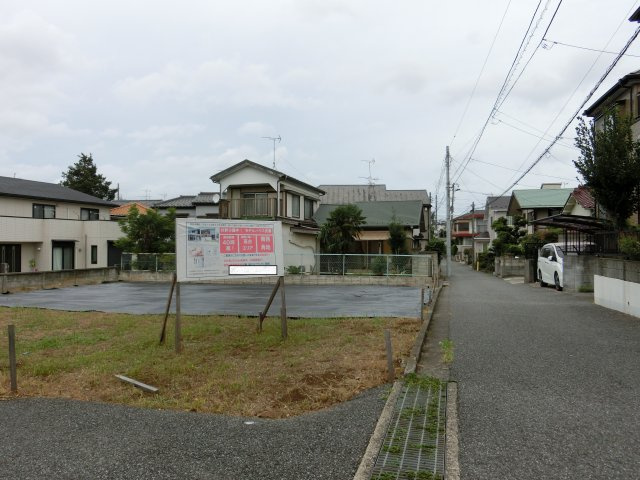 習志野市花咲１丁目　土地　建築条件なし　南東・南西公道の角地の前面道路含む現地写真|前面道路含む現地写真です