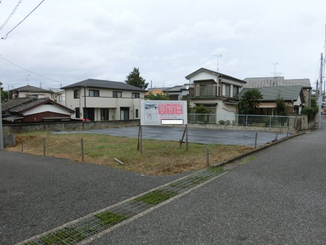 習志野市花咲１丁目　土地　建築条件なし　南東・南西公道の角地の前面道路含む現地写真|前面道路含む現地写真です