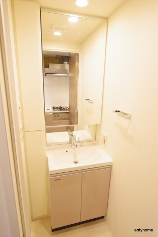 エスキュート梅田東　仲介手数料無料の洗面所