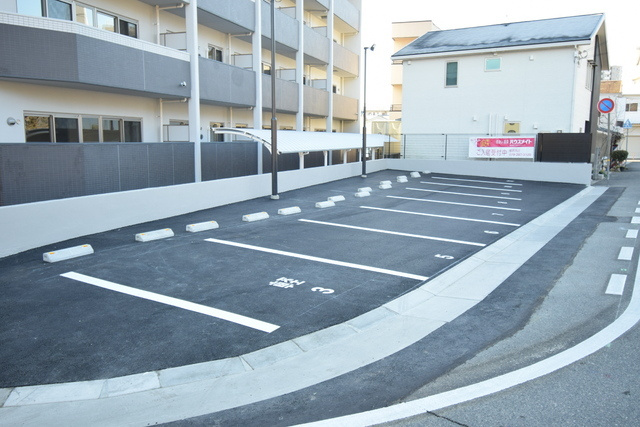 エスペーロたつの町の駐車場