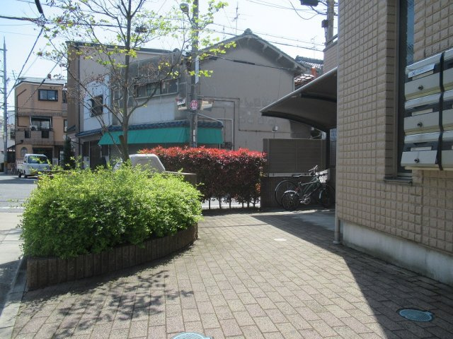 【エントランス】 | ヘーベルメゾンTANAKA（ヘーベルタナカ） | エントランスです