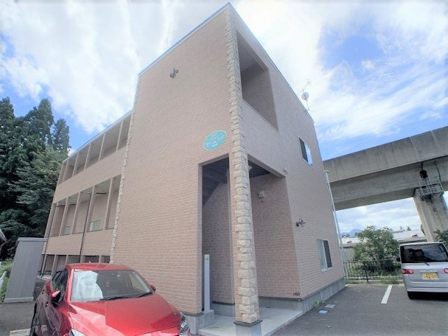 エクレール前九年