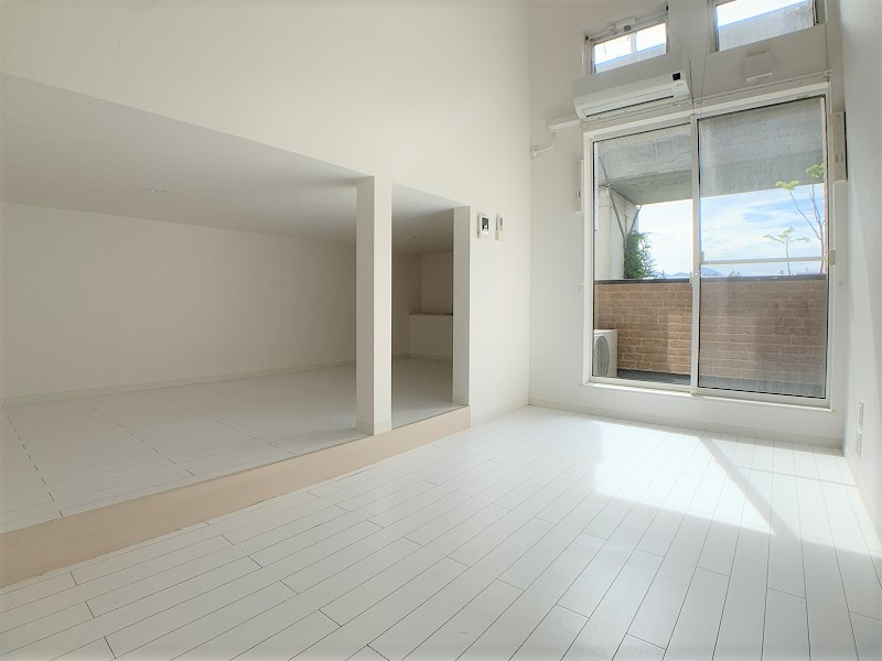 エクレール前九年の居間・リビング