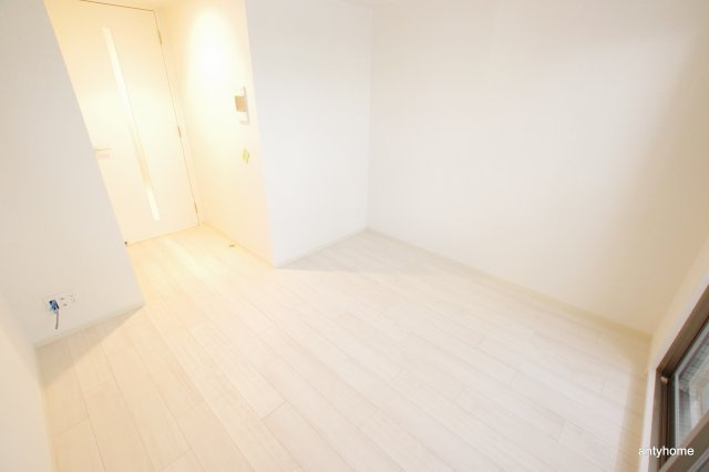 エスリード新大阪グランファースト　仲介手数料無料の居間・リビング