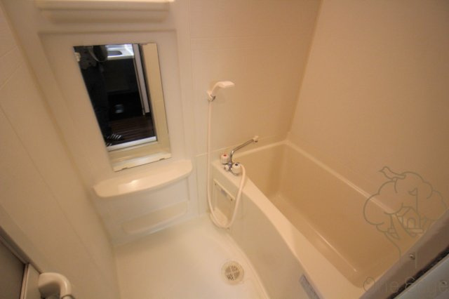 エスライズ中之島WESTの浴室
