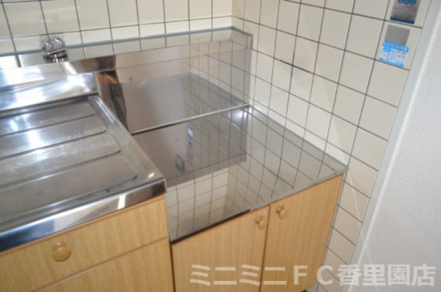 グリーンキャッスル稲田のキッチン|ガスコンロ設置可能