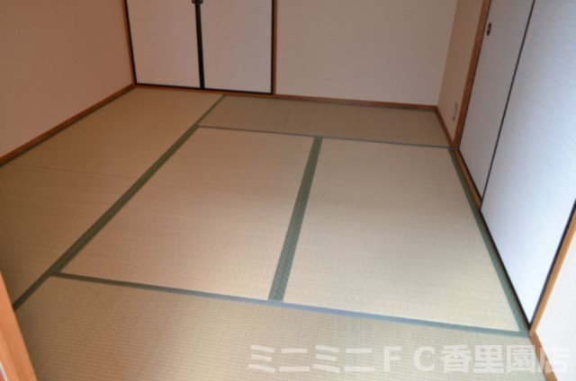 グリーンキャッスル稲田の寝室|６帖の寝室