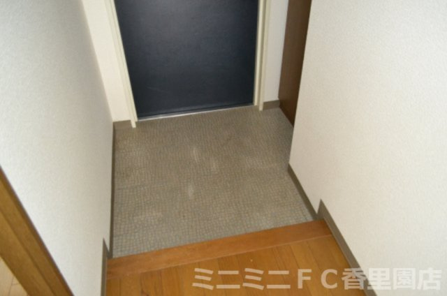 グリーンキャッスル稲田の玄関