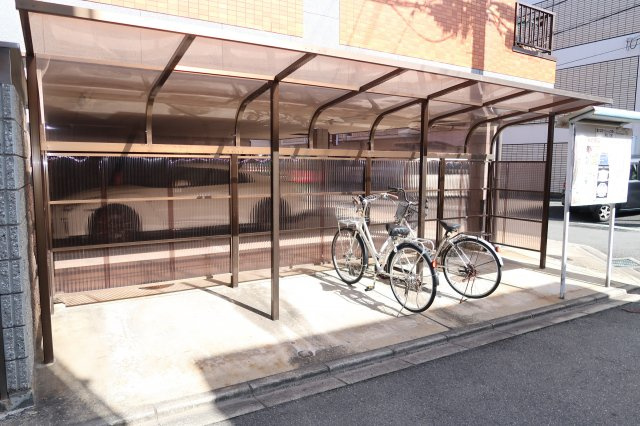 グリーンキャッスル稲田のその他共用部分|敷地内駐輪場