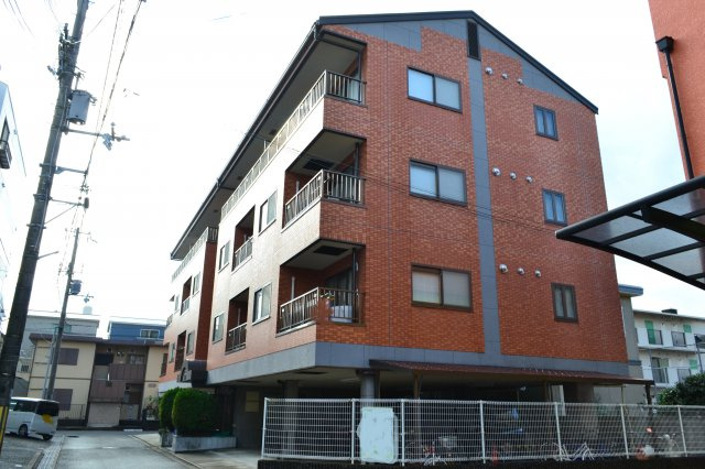 グリーンキャッスル稲田の外観