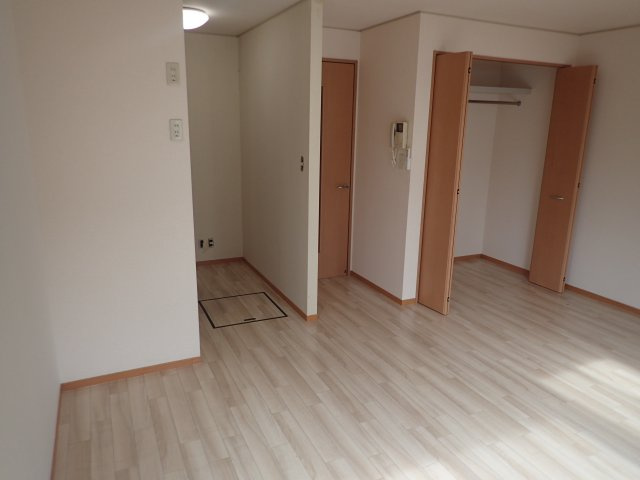 レフア古見の居間・リビング