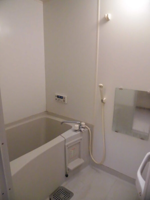 【浴室】 | ロイヤルガーデン富の原 B棟