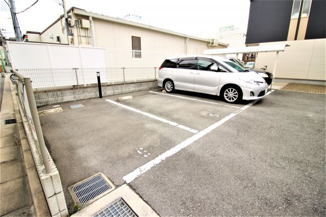 【駐車場】 | エスティームⅡ番館