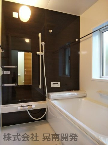 【浴室】 | オーナーチェンジ物件(不動前戸建賃貸) | システムバス１坪タイプ♪浴室乾燥機能付なのでお天気を気にせずお洗濯ができます