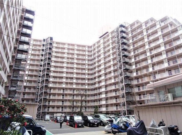 東陽町ガーデニアA棟　5階　角　部屋の外観