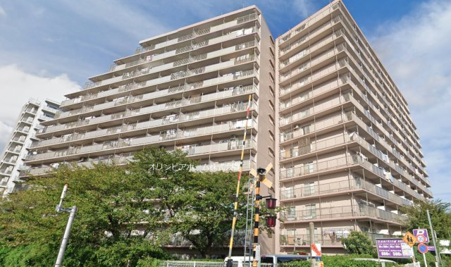 東陽町ガーデニアA棟　5階　角　部屋の外観