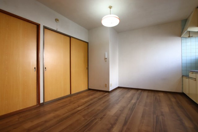 【居間・リビング】 | カトレアハイム