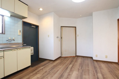 【居間・リビング】 | カトレアハイム