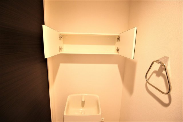 【トイレ】 | ユニヴァリィ　ソーエ | トイレ上収納