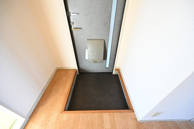 【玄関】 | プリメールB棟