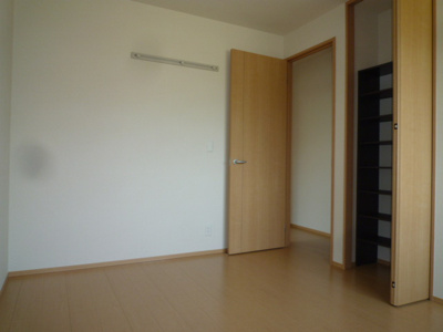 【寝室】 | 古新田　ＰＡＤＤＹ | 洋室