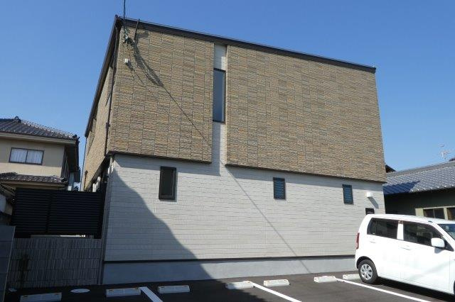 倉敷市八王寺町のアパートの外観