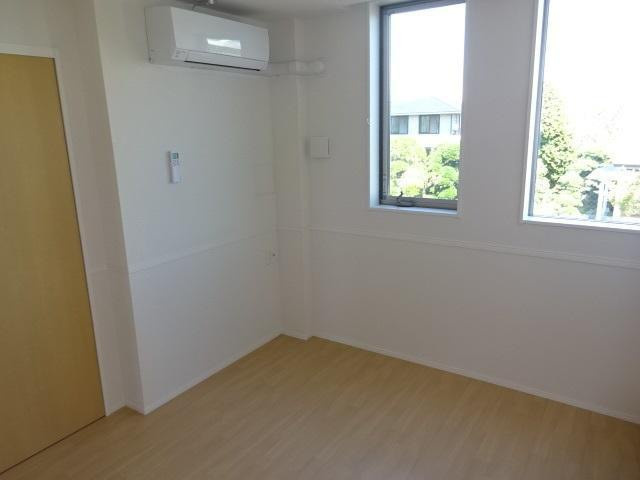 メゾンレイアの洋室