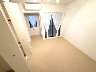 【寝室】 | ラフェブランシュ岡本