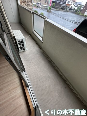 【バルコニー】 | トキワコンフォート | バルコニーからの眺めを楽しみながら食事をしませんか