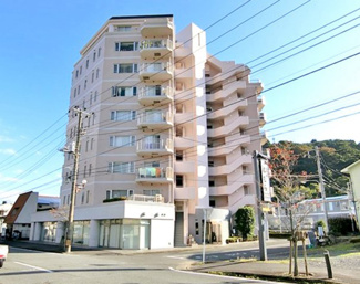 【外観】 | 周囲に高い建物が無い為、眺望良好な物件となっております