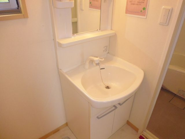 クレールＢの独立洗面台|洗髪洗面化粧台