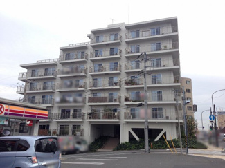 【外観】 | 最上階8階部分・南東角部屋につき採光・通風・眺望良好！お天気の良い日には東方面にはスカイツリー・東京タワー、南方向にはランドマークタワーが望めます♪
