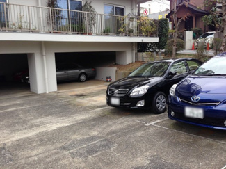 【駐車場】