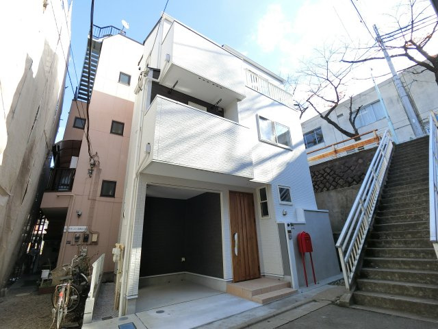 板橋区本町新築一戸建て【限定一棟】の外観|売主施工例