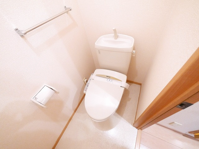ラフィーネ松ヶ丘のトイレ|シンプルで使いやすいトイレです
