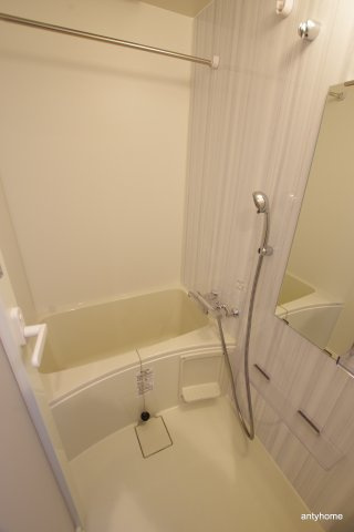 セイワパレス東三国駅前　仲介手数料無料の浴室