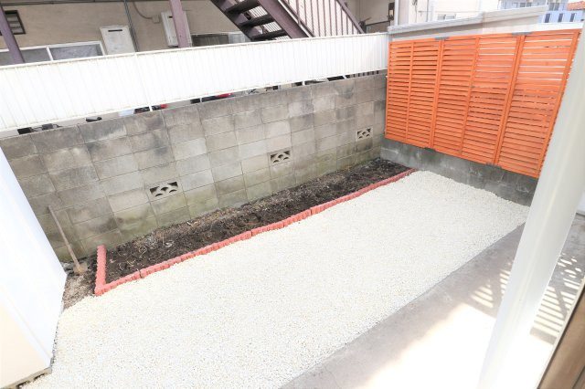 エミネント久米川の庭