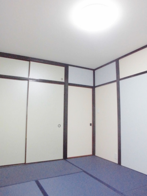 エミネント久米川の和室