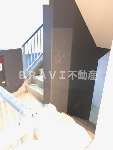 ファーストフィオーレ本町イースト BRAVI不動産のその他共用部分|【ファーストフィオーレ本町イースト】非常階段