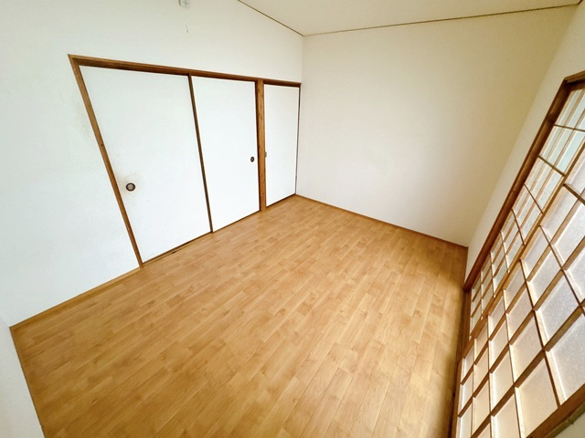 【洋室】 | 千里丘山口ハイツ