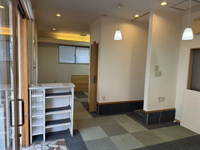 ルンサリーチェ1階店舗のその他
