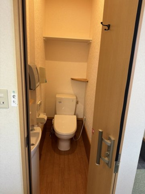 【トイレ】 | ルンサリーチェ1階店舗