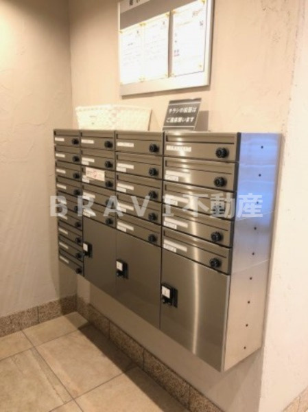 VALLY-4（バリーフォー）　BRAVI不動産のその他共用部分|【VALLY-4】宅配ボックス＆ポスト