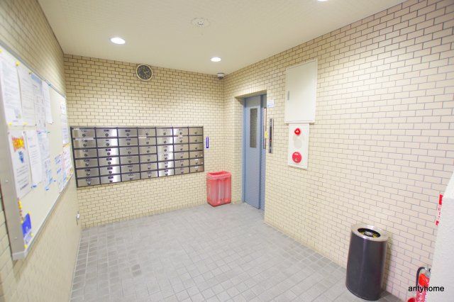 カーサ天神橋　仲介手数料無料のロビー