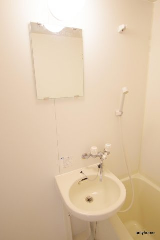 カーサ天神橋　仲介手数料無料の洗面所