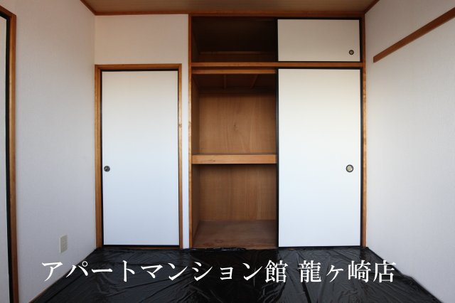 エルディム西Ａの収納